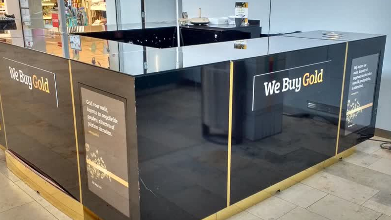 Kluis gestolen bij goudkantoor Sterrenburg