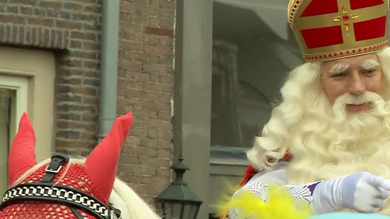 Sinterklaas in Winkelcentrum Sterrenburg
