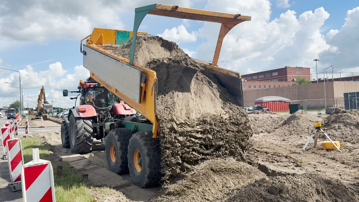 zand
