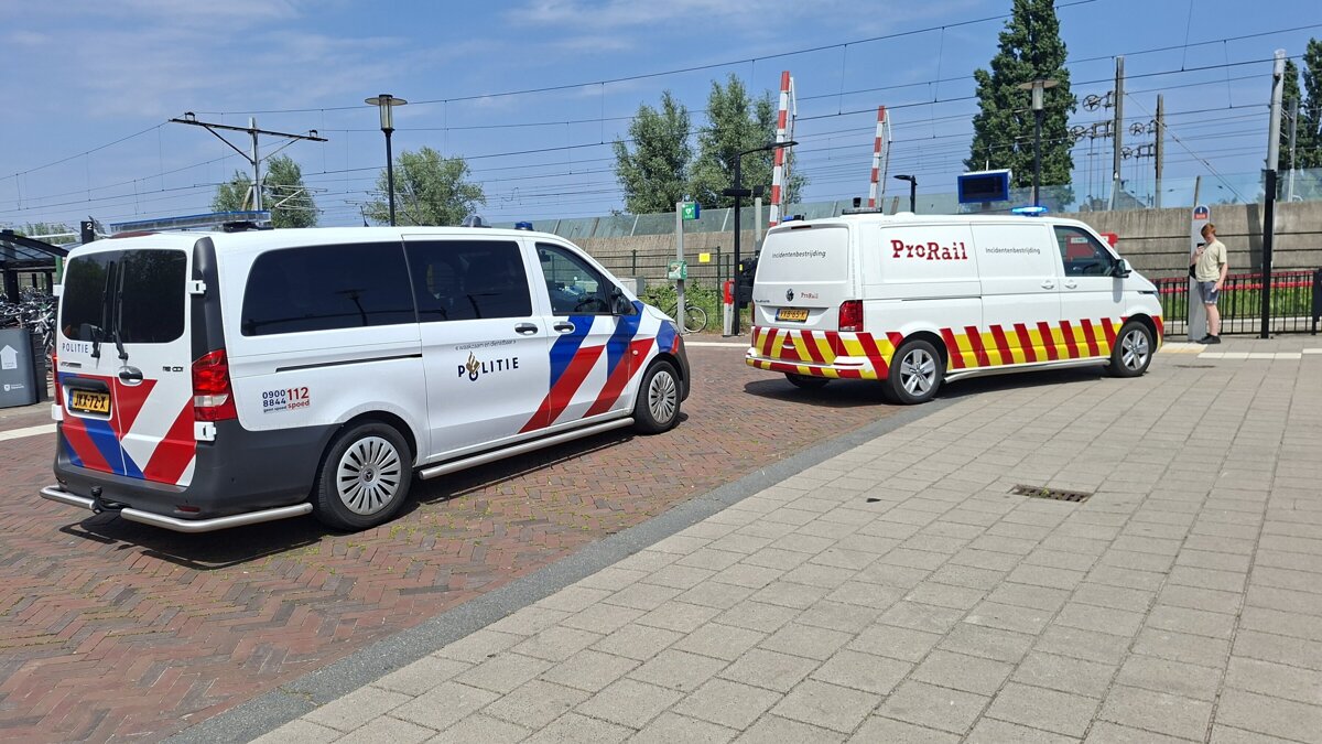 politie prorail station sliedrecht.jpg