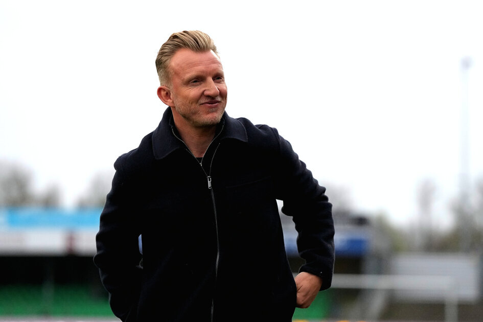 Dirk Kuijt naar Fenerbahçe, zijn huidige club FC Dordrecht weet van niks
