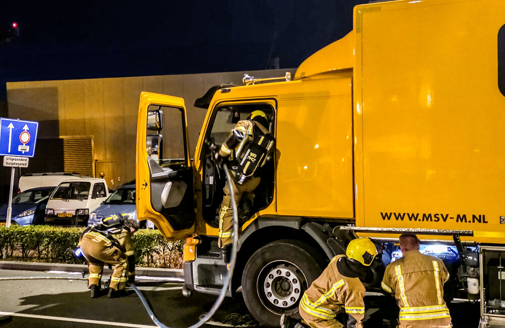 brand in vrachtwagen