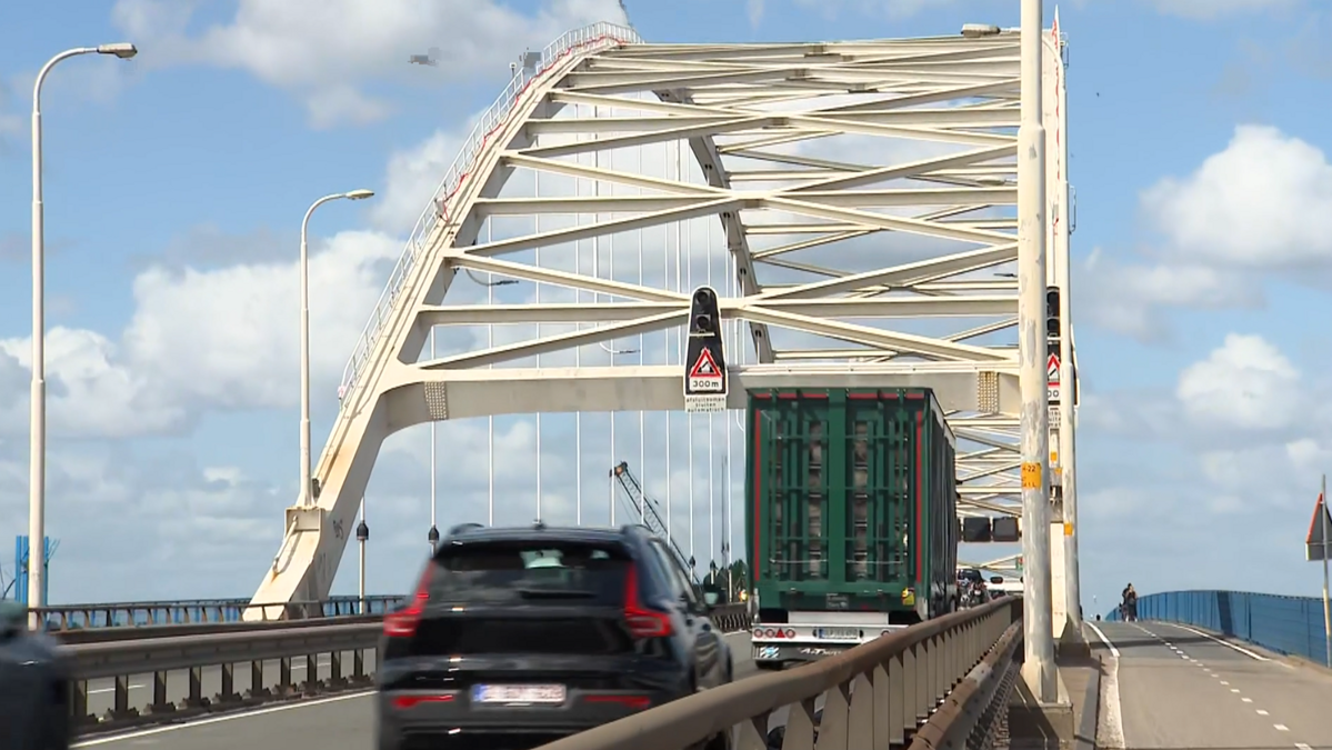 Merwedebrug vrachtverkeer NOS