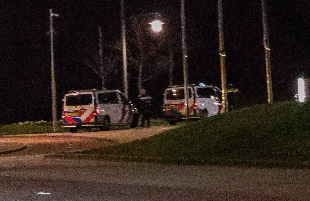 Politie in de buurt na overval op tankstation