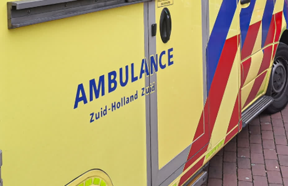 Kind met spoedtransport naar ziekenhuis na ongeluk met vrachtwagen