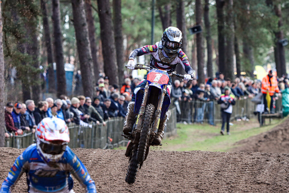 Lotte van Drunen pakt in Spanje WK-punt tussen de mannen