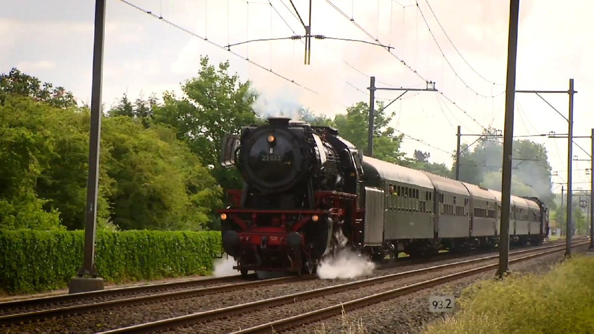 foto dordt in stoom 1.png