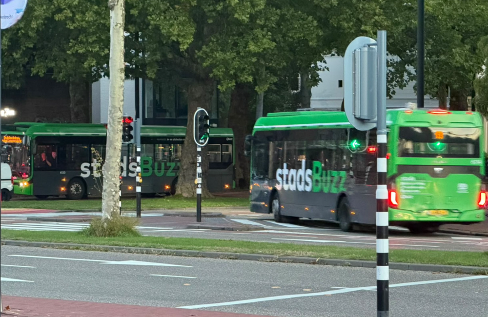 bussen rijden in dordrecht wel