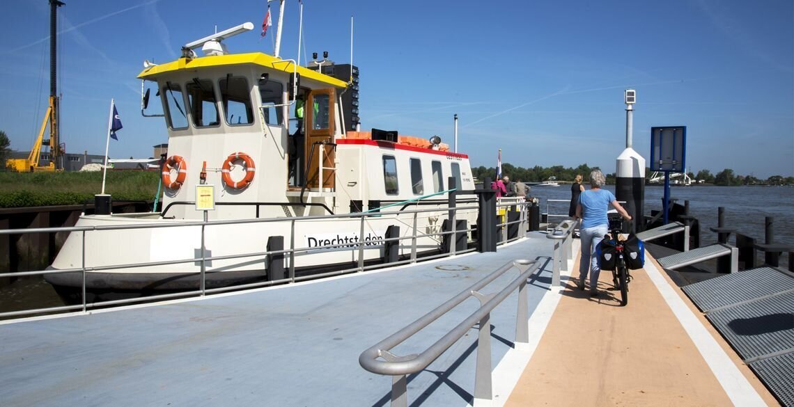 Gemeenten willen Driehoeksveer in de vaart houden, maar toekomst is nog onzeker